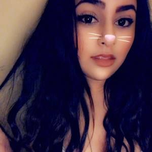 Meet your Posher, Deeba